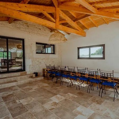 Des Vignes - Piscine - Jacuzzi - 18 Pers Villa Cazes-Mondenard