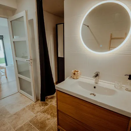 Des Vignes - Piscine - Jacuzzi - 18 Pers Cazes-Mondenard