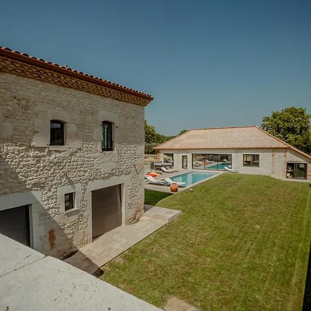 Villa Des Vignes - Piscine - Jacuzzi - 18 Pers