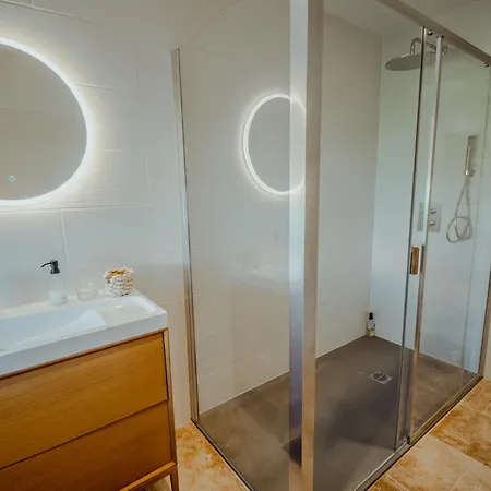 Des Vignes - Piscine - Jacuzzi - 18 Pers Villa *