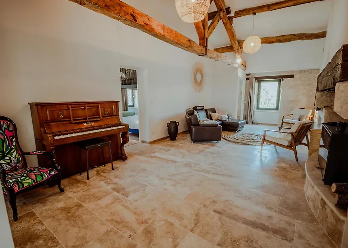 Villa Des Vignes - Piscine - Jacuzzi - 18 Pers