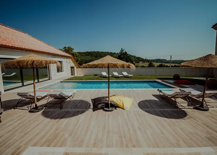 Des Vignes - Piscine - Jacuzzi - 18 Pers Villa