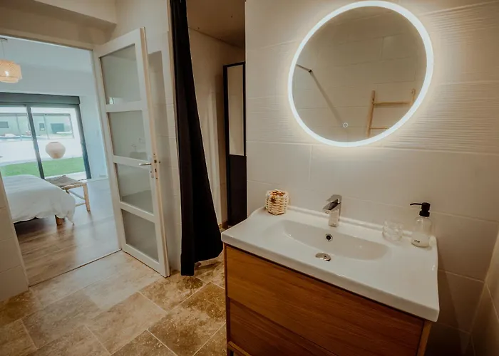 Des Vignes - Piscine - Jacuzzi - 18 Pers Cazes-Mondenard