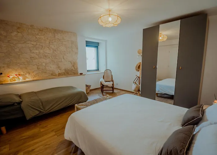 Des Vignes - Piscine - Jacuzzi - 18 Pers Villa